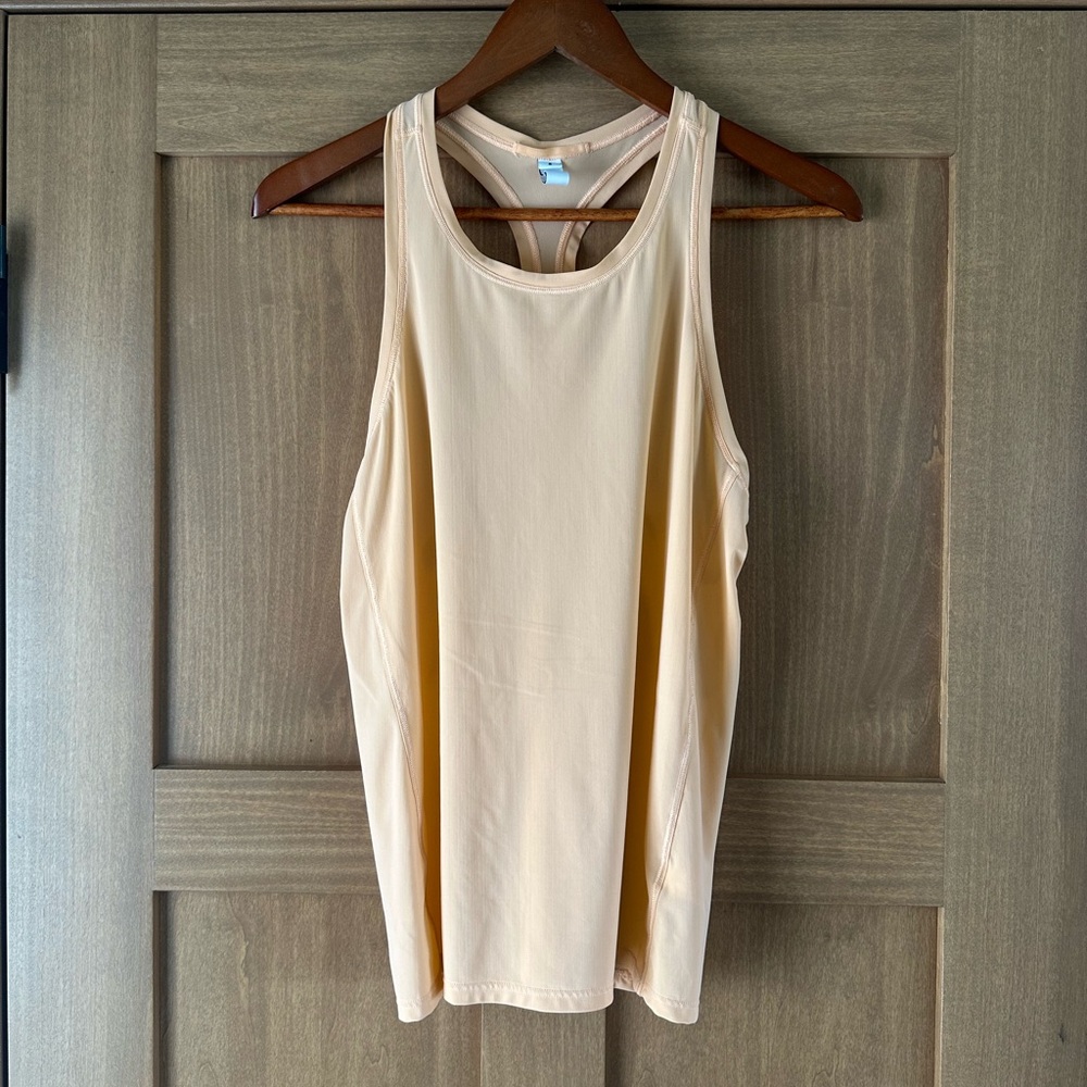 Athleta Ultimate Train Racerback Tank in Coral Volt size Small - Picture 2 of 10